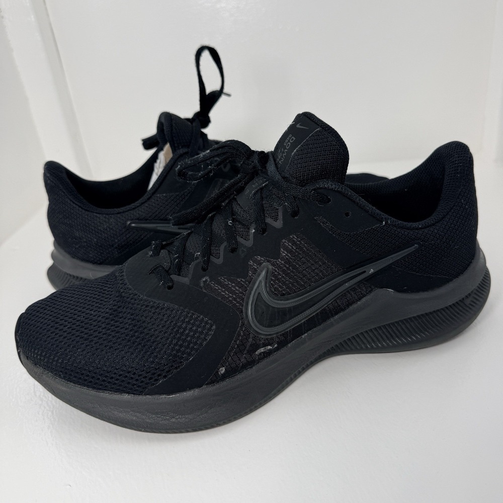 Nike Downshifter 11 Triple Black Running Shoes Men's Size 10 DD3576-002